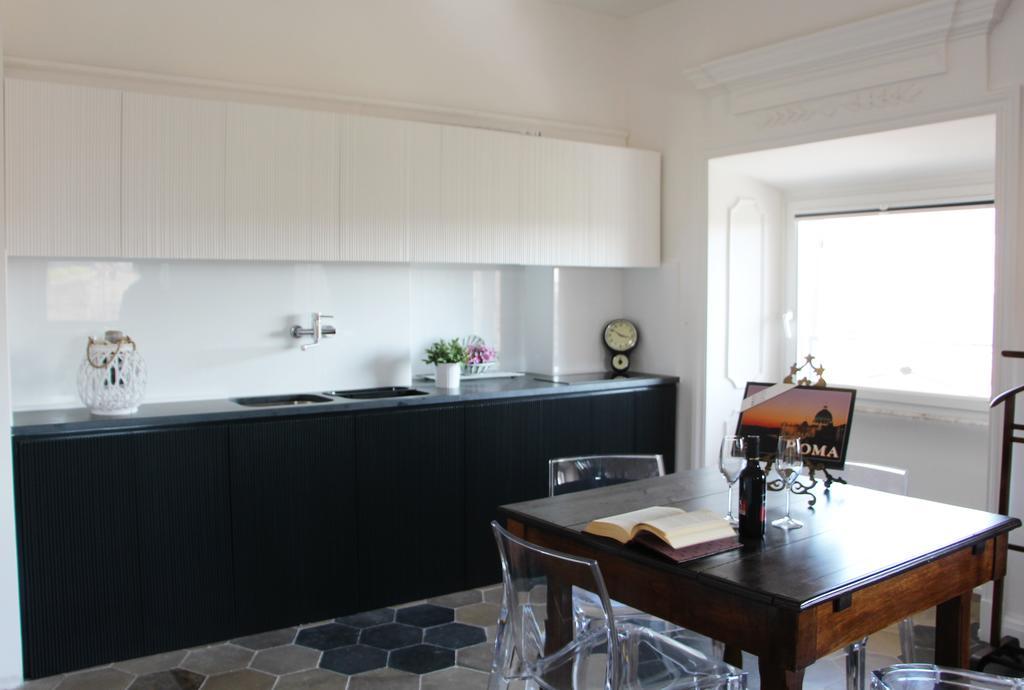 La Rosa Del Vaticano Luxury Apartment 로마 외부 사진