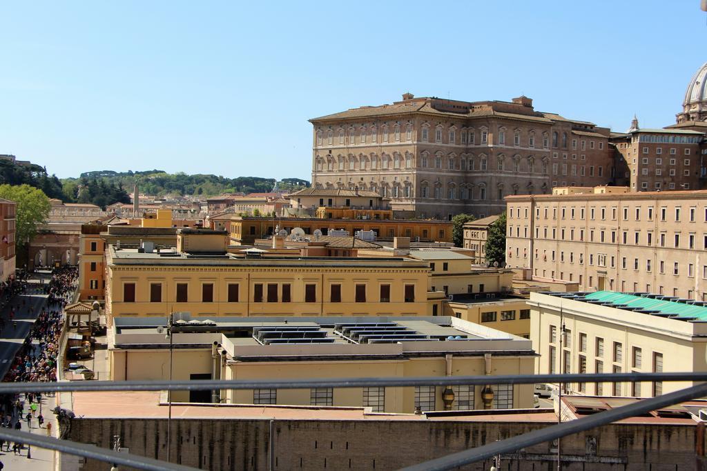 La Rosa Del Vaticano Luxury Apartment 로마 외부 사진