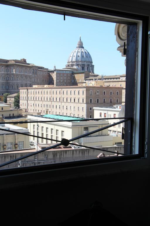 La Rosa Del Vaticano Luxury Apartment 로마 외부 사진